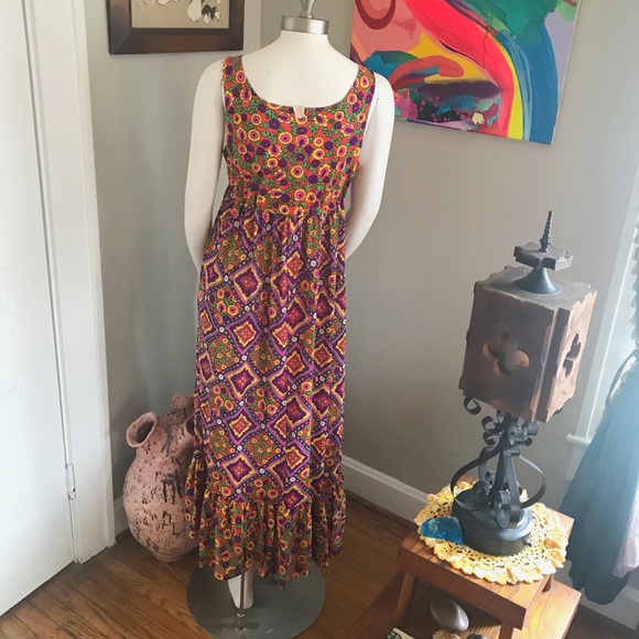 1950s Saramae Lingerie Floral Vibrant Slip Dress - Picture 7 of 8